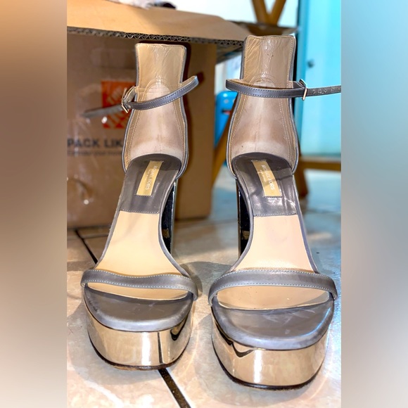 MICHAEL KORS GRAY SUEDE STILETTO HEELS MADE IN ITALY - Picture 4 of 9